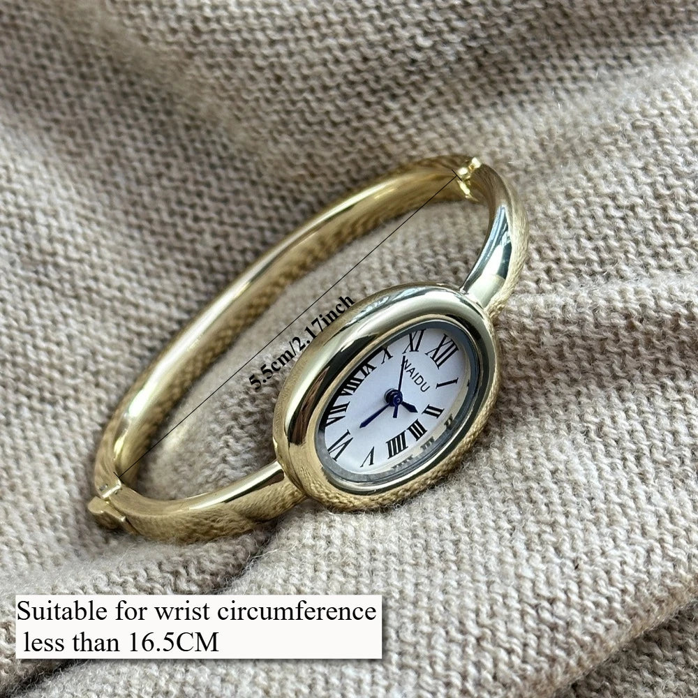 Golden Bracelet Watch – Timeless Elegance for Her