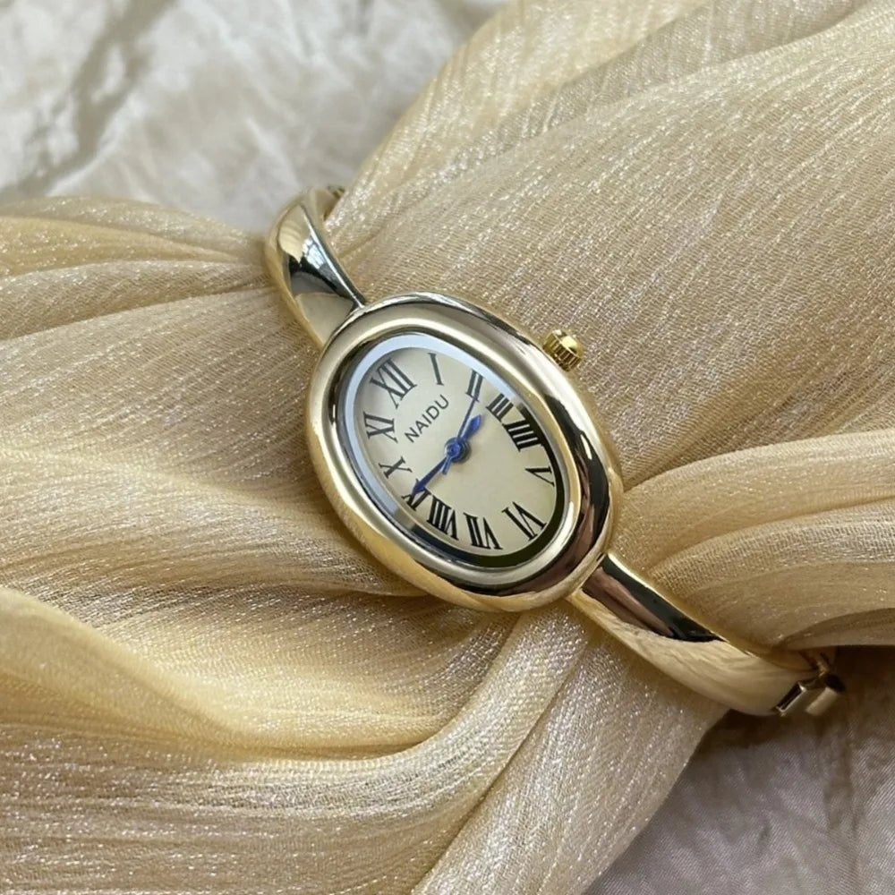 Golden Bracelet Watch – Timeless Elegance for Her - Maison Vanessa