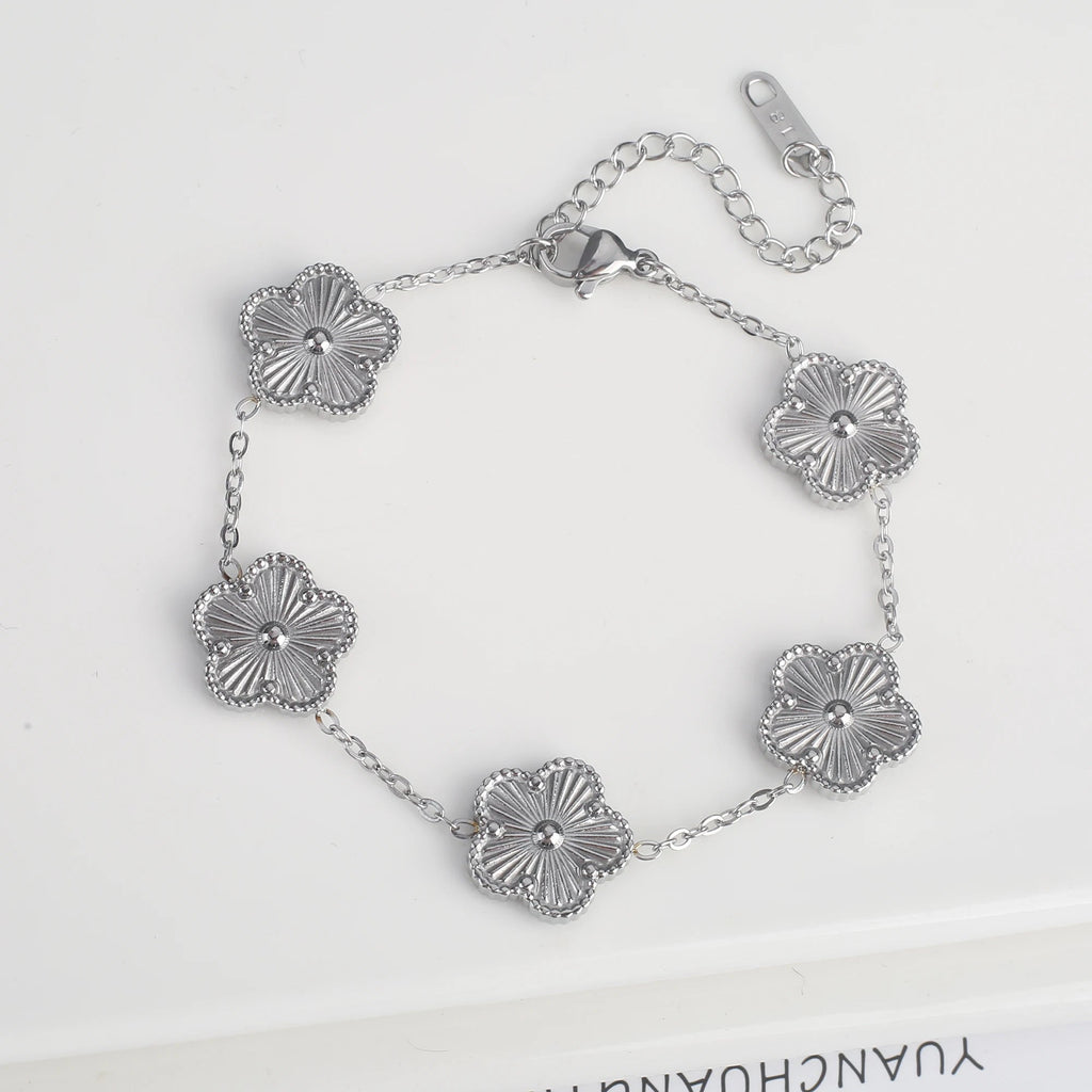 Liora Clover Bracelet - Maison Vanessa